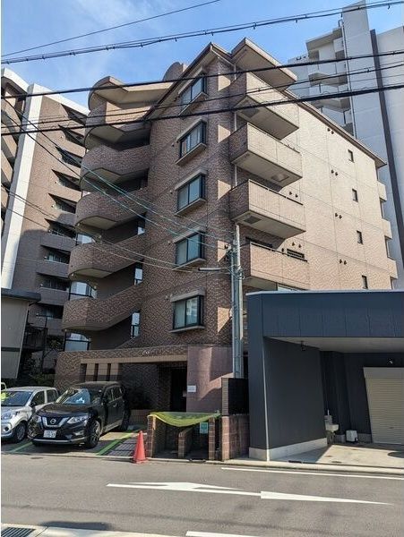 CRECER新栄の外観画像