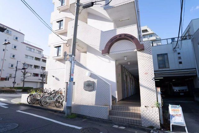 メゾン・ド・パラレールの外観画像