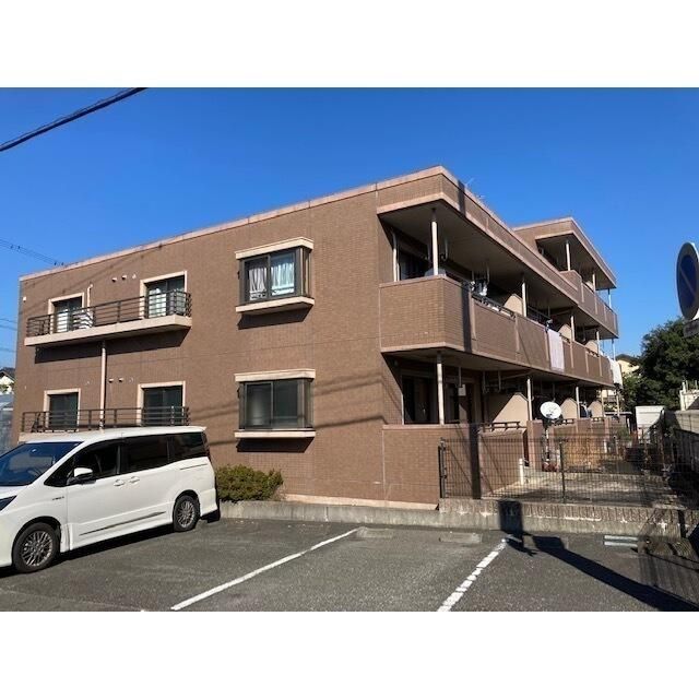 アデュームの外観画像