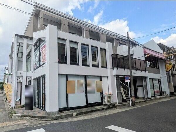 ウェザーフィールドの外観画像