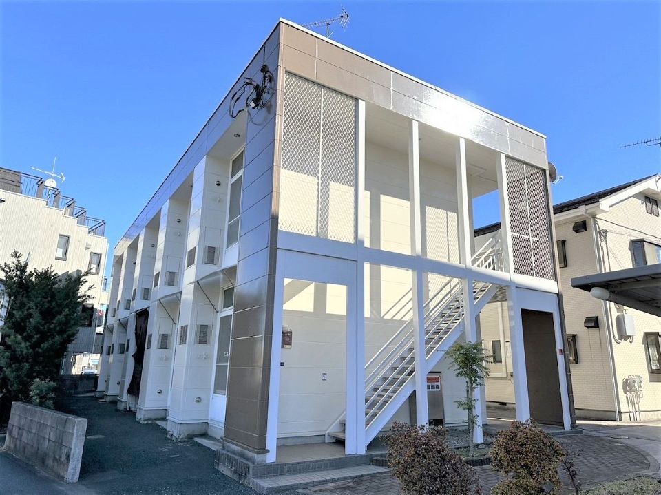 レオパレスS・K梶山の外観画像