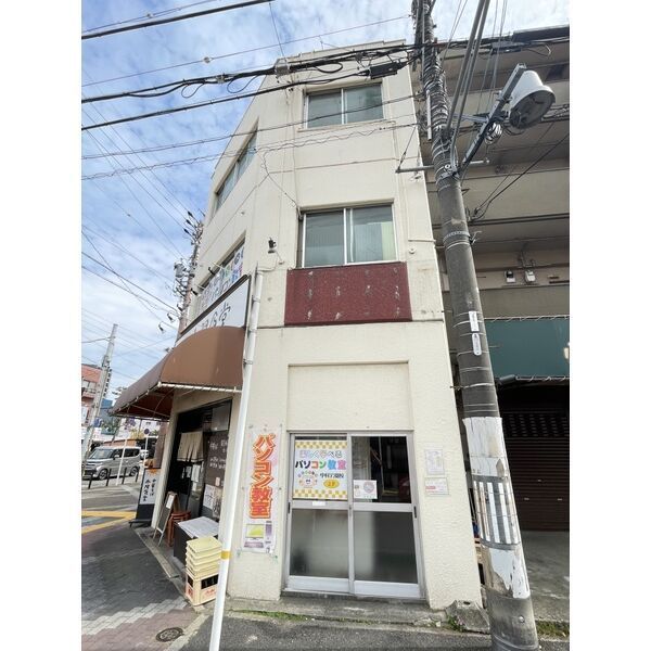 マンション日出山の外観画像