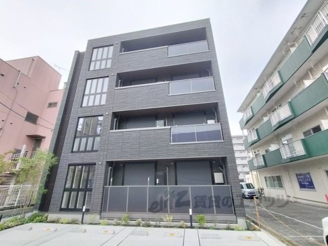 グランシャーメゾン新大宮の外観画像