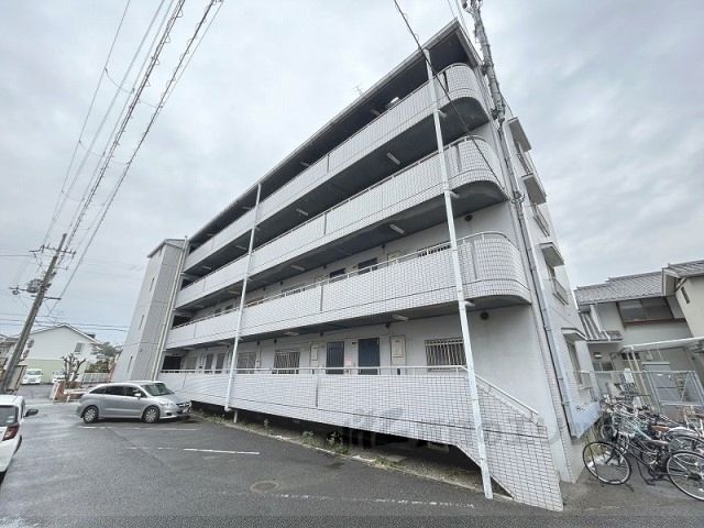 山善ハイツの外観画像