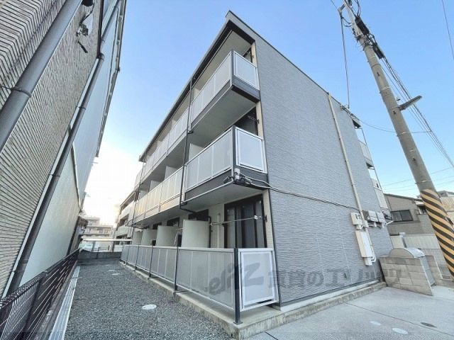レオパレスプレミエ エトワールの外観画像