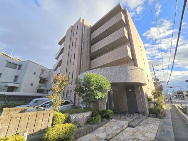 リバーポイントの外観画像