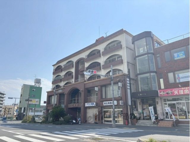 東生駒8番館の外観画像