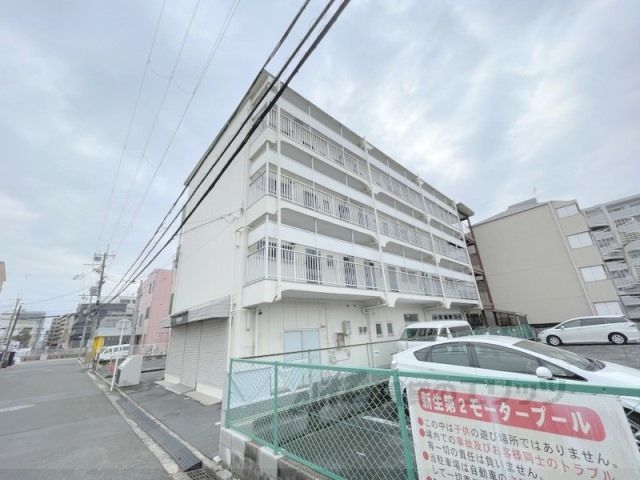 森本マンションの外観画像