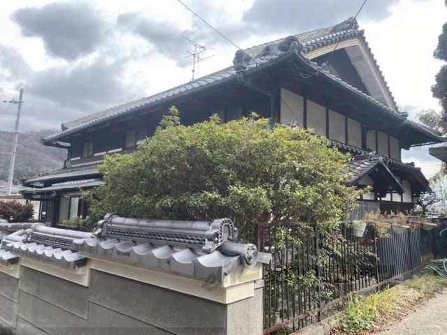 平群町下垣内貸家の外観画像