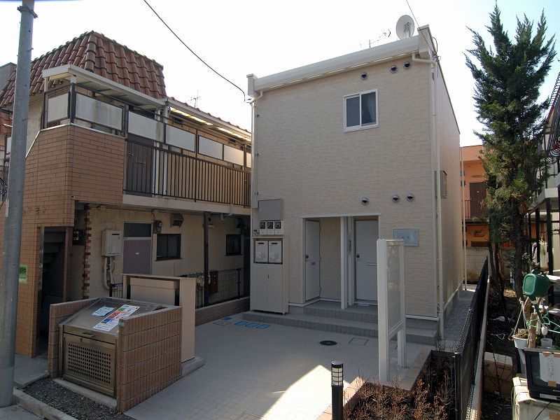 レオパレスルナの外観画像