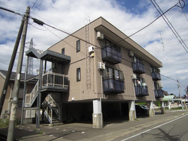 ハイツリバーサイドの外観画像