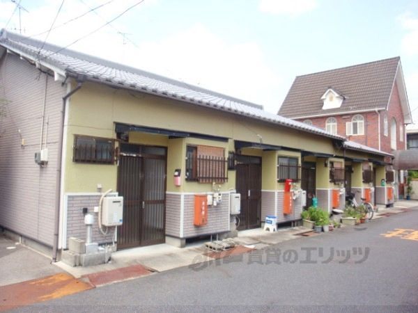 上田住宅の外観画像