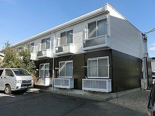 レオパレス10ハウスの外観画像