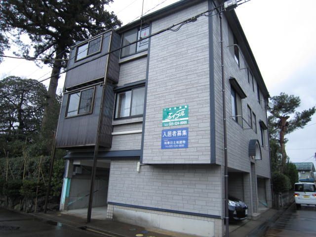 ハイツ花蓮の外観画像