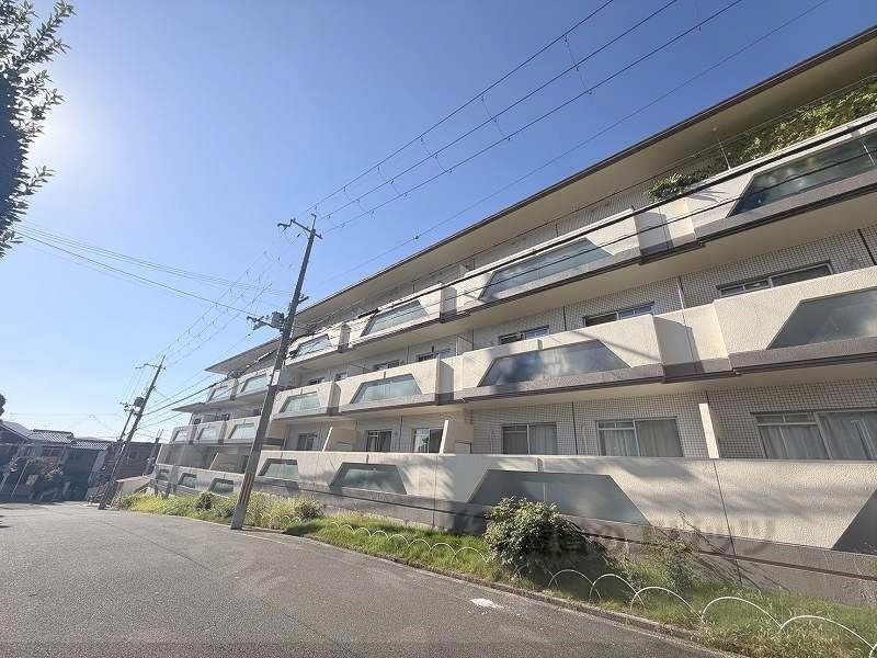 日下グランドハイツの外観画像