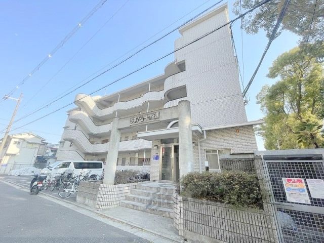 ラ・ボアコートIN花園の外観画像