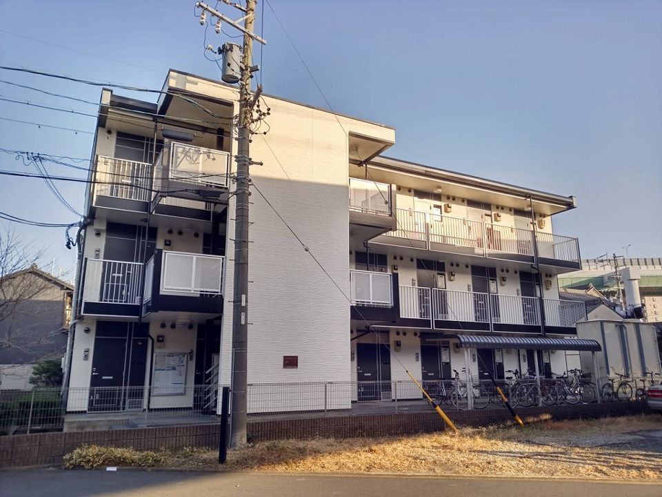レオパレスメトロ六番町の外観画像