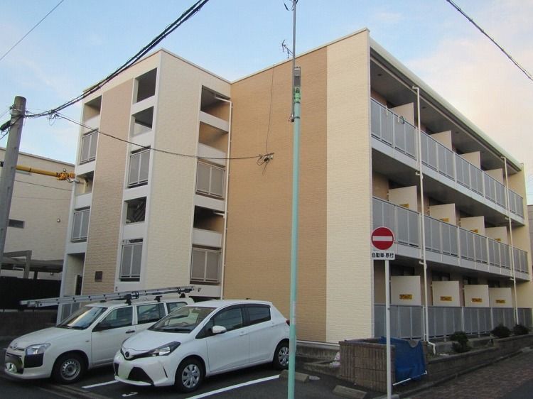 レオパレス月島の外観画像