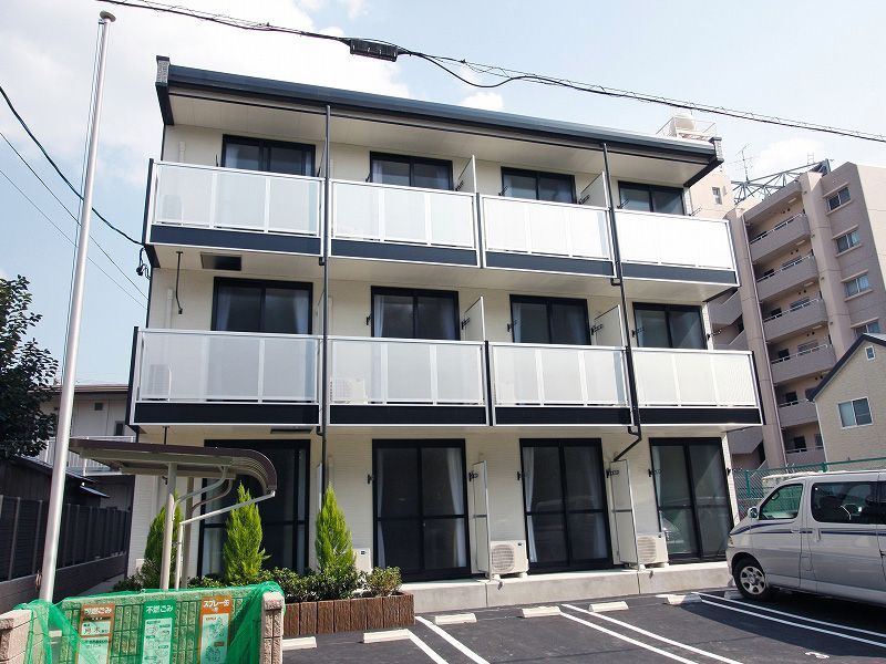 レオパレスサンヒロミの外観画像