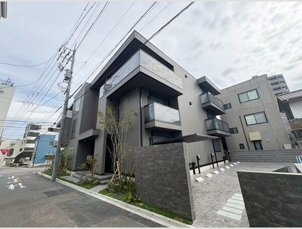 ごくまれの外観画像
