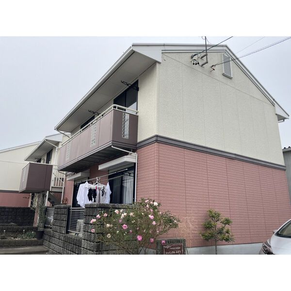 トゥインクルみどりA棟の外観画像