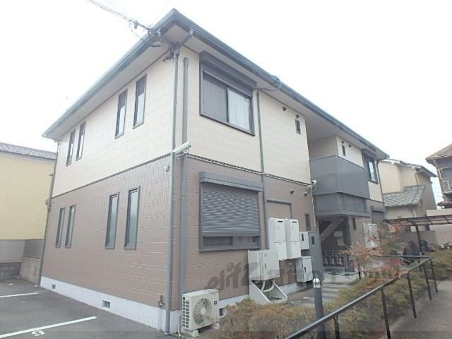 ファミール吉川の外観画像