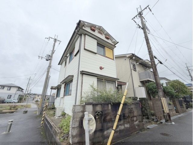 西池尻町24-1戸建の外観画像