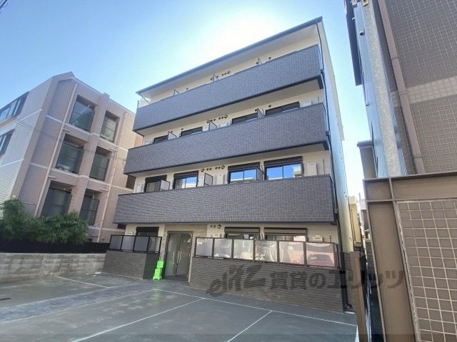 サン・ウエステリア北栗栖の外観画像