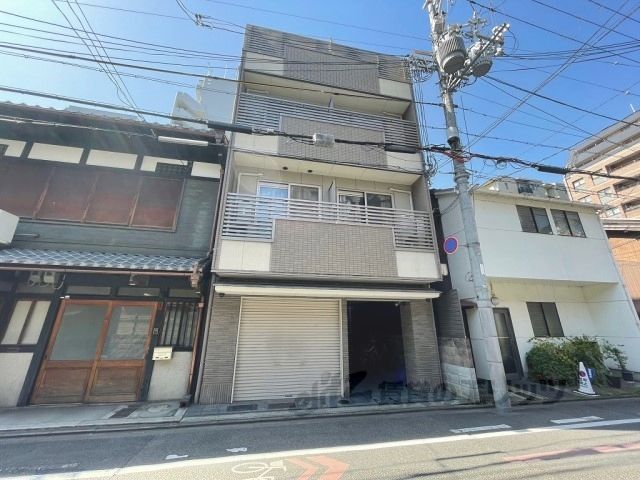 バインオークネクトの外観画像