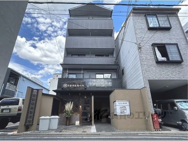 アイカーサ綾小路の外観画像