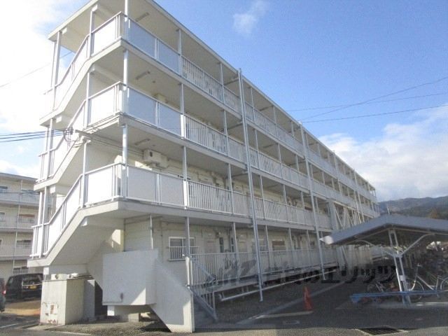 ビレッジハウス長岡2号棟の外観画像