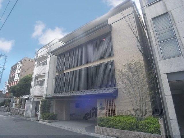 シュシュパルク六条院の外観画像