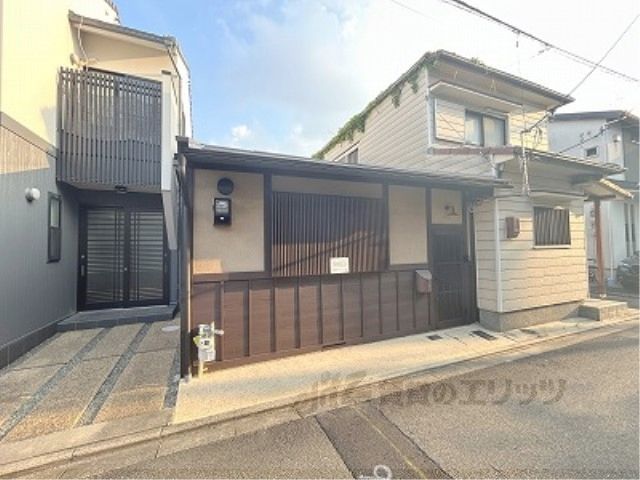 相国寺門前町684-4貸家の外観画像