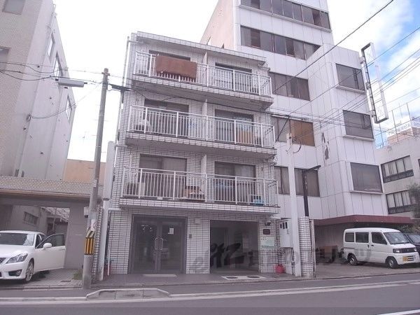 プティ・パレの外観画像