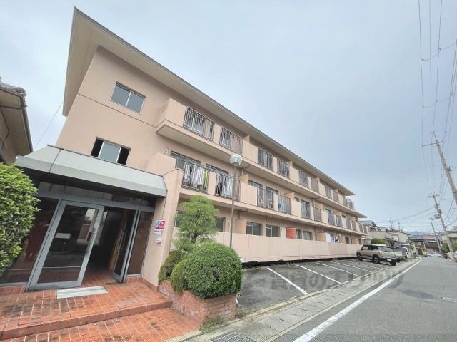 シャトー上桂の外観画像