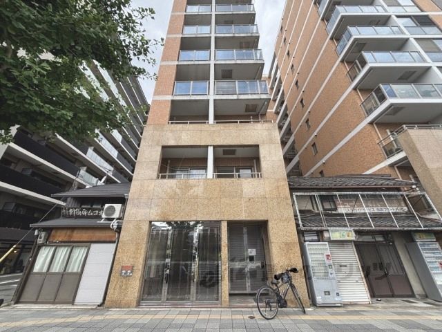 ビレイユ真英河原町の外観画像