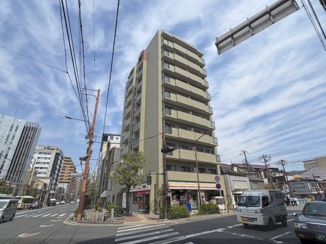 CORT UESHOの外観画像