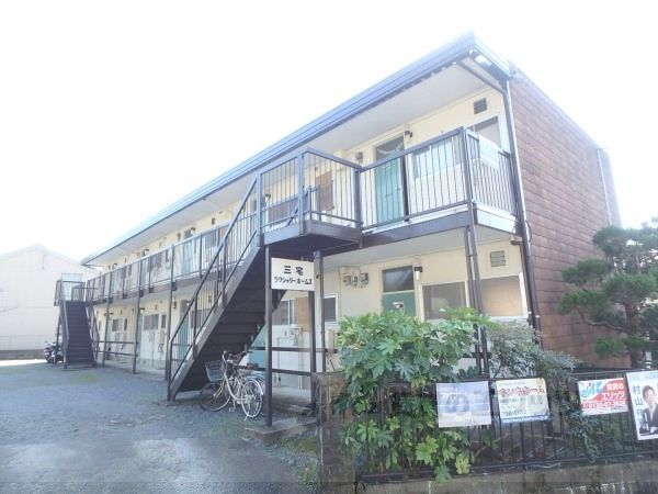 三宅ラクシャリーホームズの外観画像