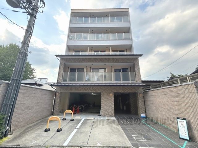 フジテラス東山三条の外観画像