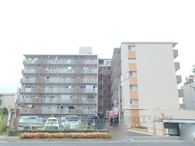 深草サニーハイツの外観画像