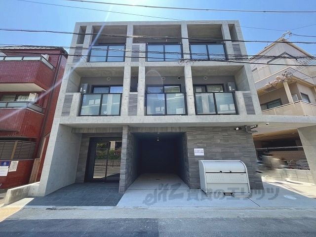 THE GARNET SUITE RESIDENCE山科WESTの外観画像