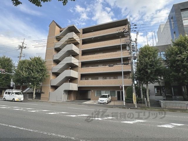 リヴァーウエスト西野山の外観画像
