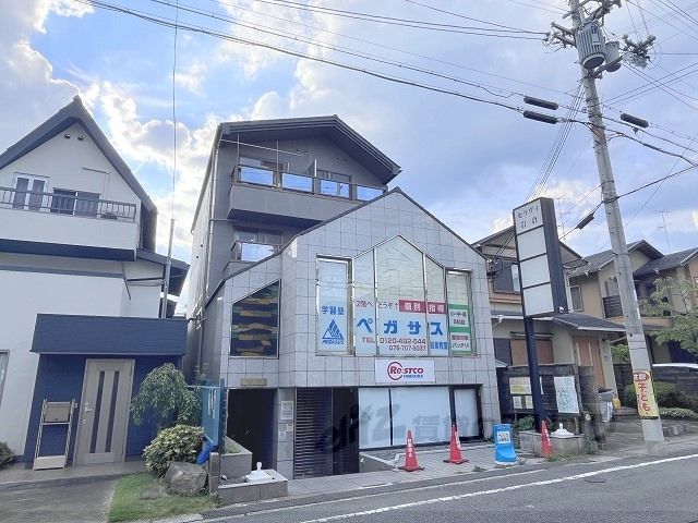 セラヴィ岩倉の外観画像