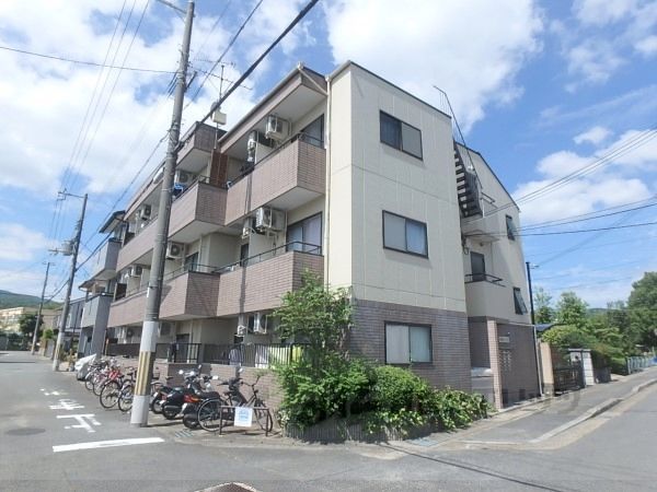 華陽ハイツの外観画像