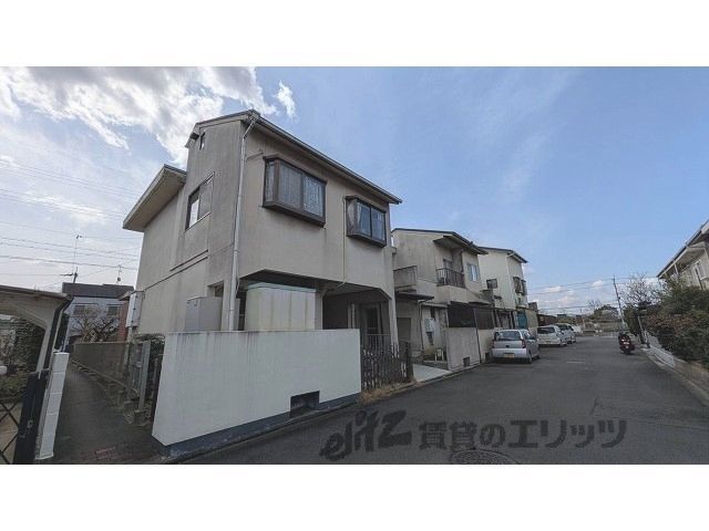 桃山南大島町1-93の外観画像