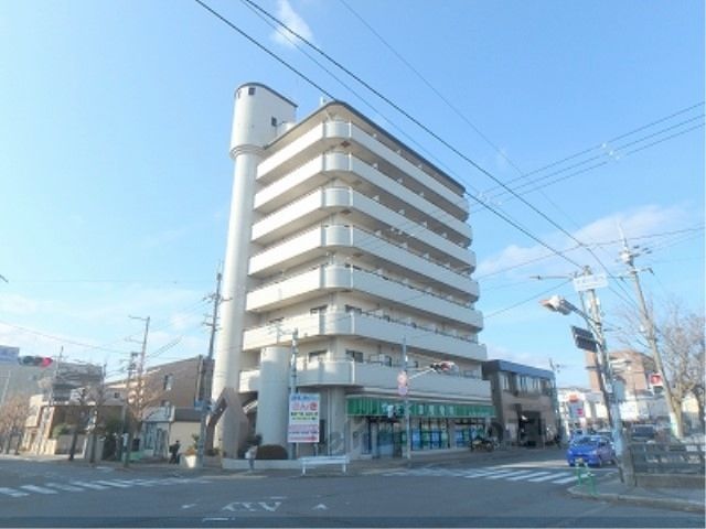 レッド モアの外観画像