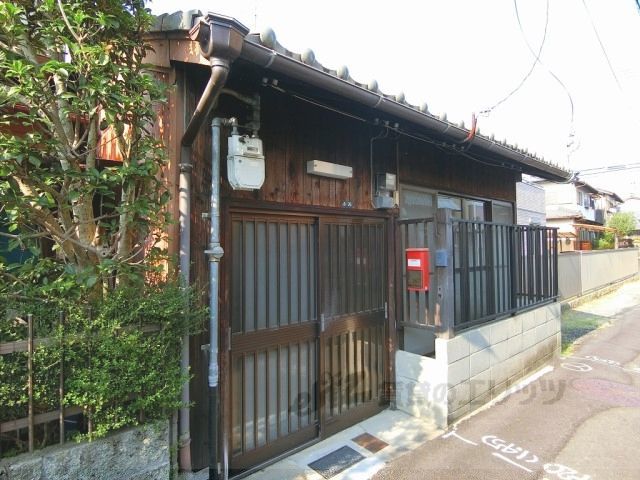 中庄2丁目6-25貸家の外観画像