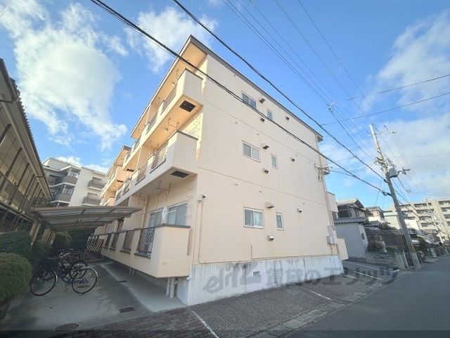 安井マンションの外観画像