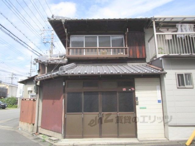 西七条貸家の外観画像