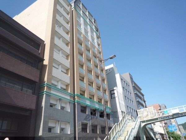 プレサンスNEO京都烏丸の外観画像